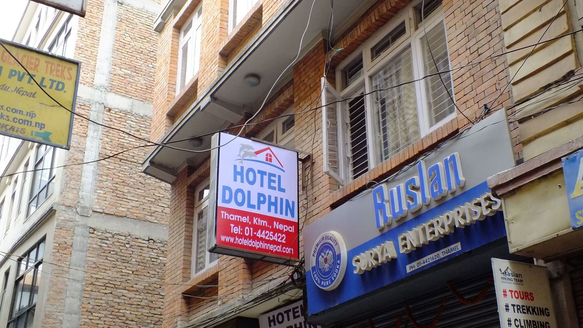 Hotel Dolphin Katmandú Exterior foto